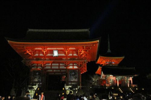 関西紅葉名所１２景巡り　第９景　世界遺産・清水寺のライトアップ Part 1