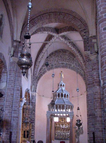 スロベニア、クロアチア紀行　その１０２　モンテネグロの世界遺産・コトル旧市街の聖トリフォン大聖堂の主祭壇