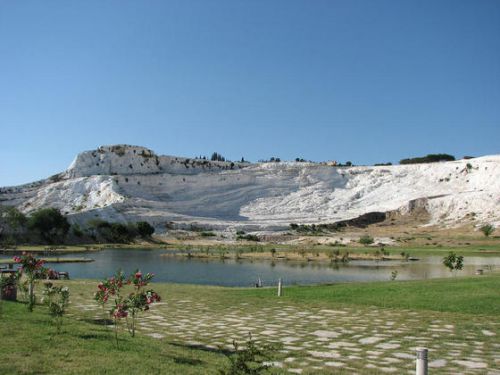 トルコ紀行（１１） 世界遺産・ヒエラポリス-パムッカレ その２-石灰棚