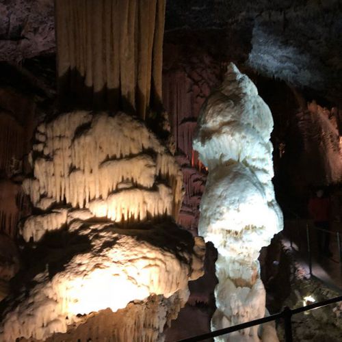 スロベニアの世界遺産、ポストイナ鍾乳洞