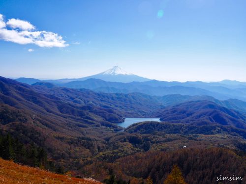 大菩薩嶺は登山初心者でも稜線歩きが楽しめるハイキングコース！富士山の絶景も待っている！