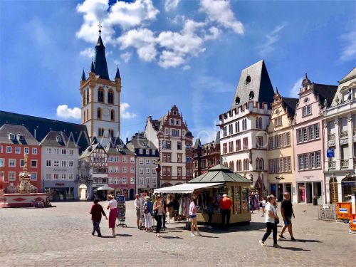 ドイツ最古の街トリーアで5つの世界遺産を巡る - 群れない女のひとり旅
