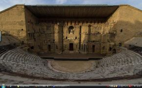 オランジュのローマ劇場・凱旋門 - フランス 世界遺産 写真・壁紙集