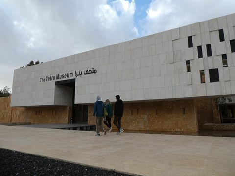 ヨルダン旅行　その１５　ペトラ博物館とリトル・ペトラ。