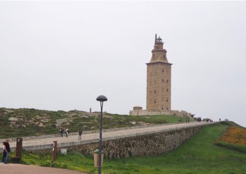ア・コルーニャの世界遺産、ヘラクレスの塔に登る - パト旅チャンネル