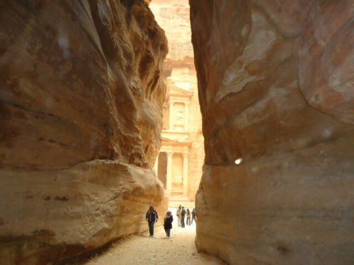 【インディ・ジョーンズ「最後の聖戦」の舞台としても有名】ヨルダンの世界遺産「ペトラ遺跡」(Petra)
