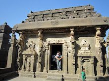 インド世界遺産紀行３７　エローラ石窟寺院１１　１６窟４