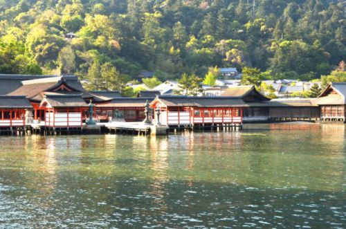 【神秘】厳島神社の魅力と見どころは？実際に行ってみた感想！