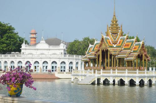 アユタヤ　バーンパイン宮殿への行き方と見どころ - なんとなくバンコクに移住してみました