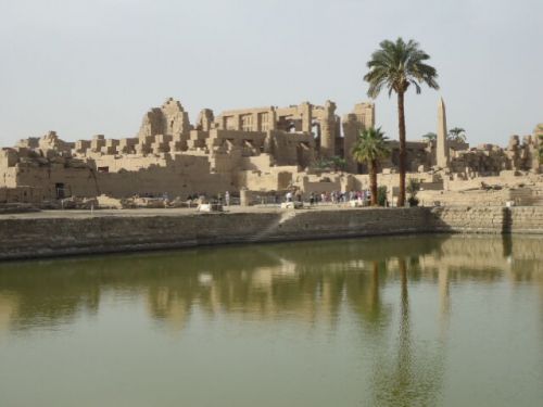 【古代の首都テーベにあるエジプト最大規模の遺跡】カルナック神殿 (Temple of Karnak)