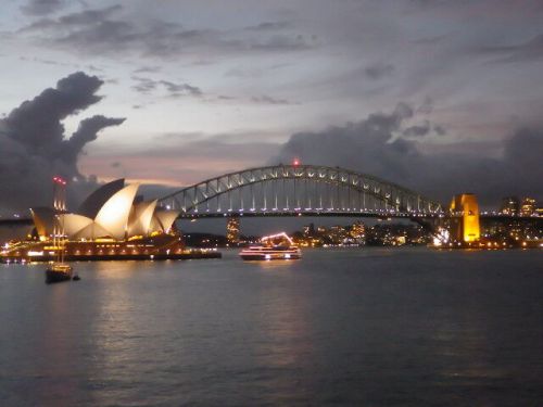 【20世紀後半に建設されたオーストラリアのシンボル】シドニー・オペラハウス (Sydney Opera House)