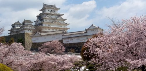 旅の空から～その３　姫路城vs.竹田城